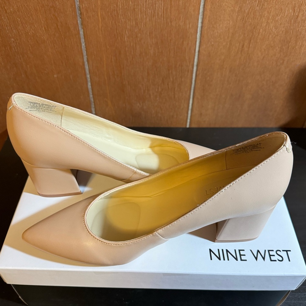 ✨NINE WEST NUDE (NATURAL) LOW HEELS- BRAND NEW!✨